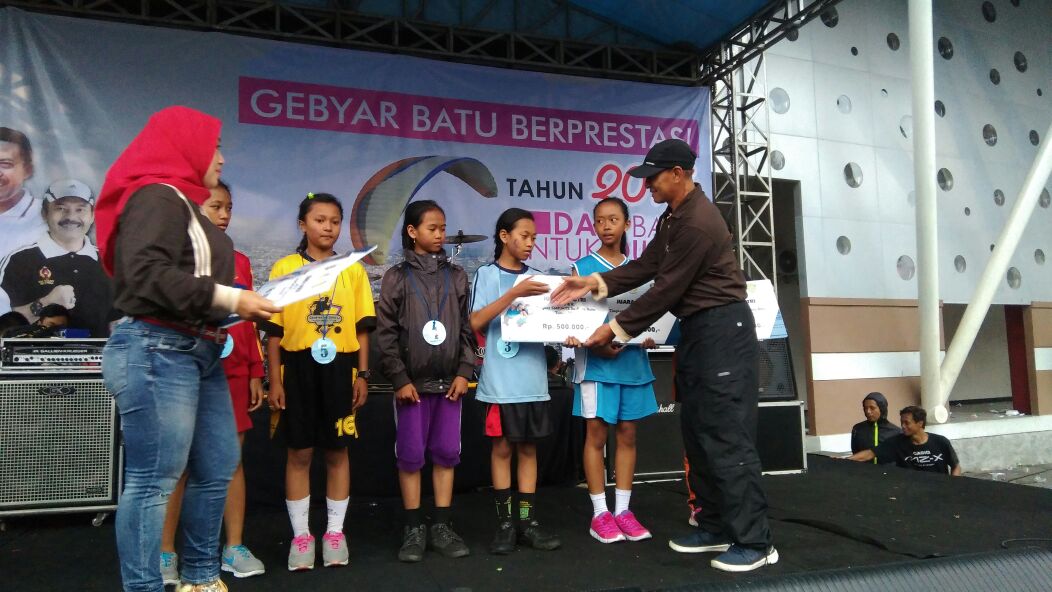 Gebyar Batu Berprestasi